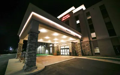 Hampton Inn & Suites Forest City