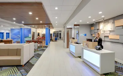 Holiday Inn Express & Suites Dallas NW HWY - Love Field by IHG