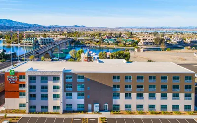 Holiday Inn Express And Suites Lake Havasu - London Bridge, an IHG Hotel