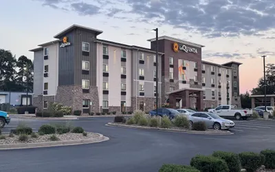 La Quinta Inn & Suites by Wyndham Greenville Woodruff Rd.