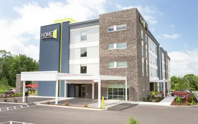 Home2 Suites by Hilton Smithfield, RI