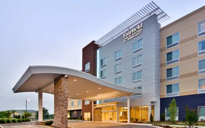 Fairfield Inn & Suites by Marriott Nashville Airport