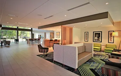 Holiday Inn Express & Suites Ocala, an IHG Hotel