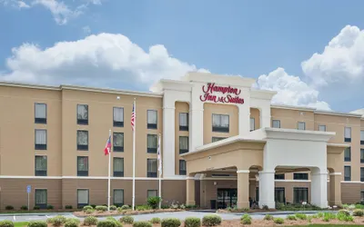 Hampton Inn & Suites Savannah-Airport