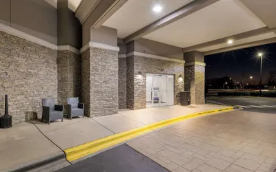 Hampton Inn & Suites Charlotte Airport