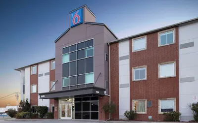 Motel 6 Norman, OK