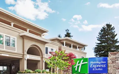 Holiday Inn Express Hotel & Suites Santa Cruz, an IHG Hotel