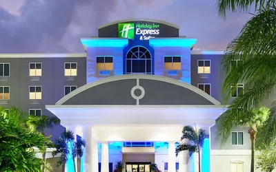 Holiday Inn Express & Suites Port St. Lucie West, an IHG Hotel