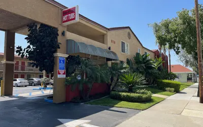 Rivera Inn & Suites Motel Pico Rivera