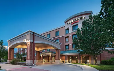 Courtyard Marriott Aksarben Village