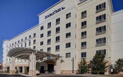 DoubleTree by Hilton Denver International Airport