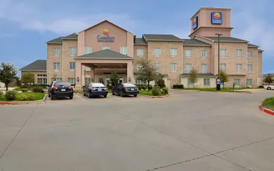 Comfort Inn & Suites Near Lake Lewisville