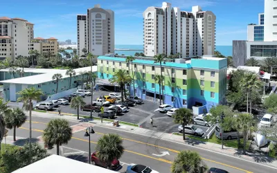 Pelican Pointe Clearwater Beach Hotel