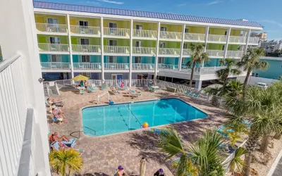 Pelican Pointe Clearwater Beach Hotel