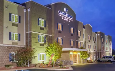 Candlewood Suites Milwaukee Airport, an IHG Hotel