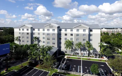 Four Points by Sheraton Fort Lauderdale Airport - Dania Beach