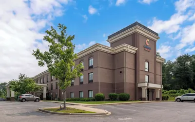 Comfort Suites At WestGate Mall