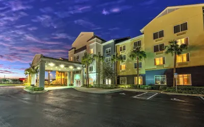 Fairfield Inn & Suites by Marriott Naples