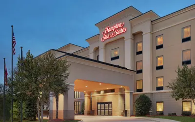 Hampton Inn and Suites Pine Bluff