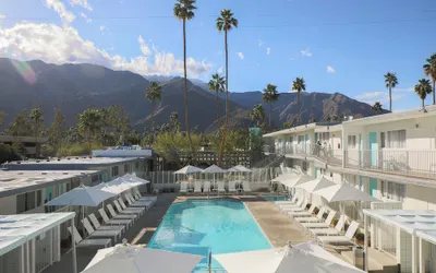 The Skylark a Palm Springs Hotel