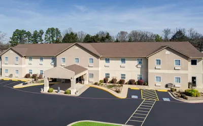 Days Inn & Suites by Wyndham Cabot