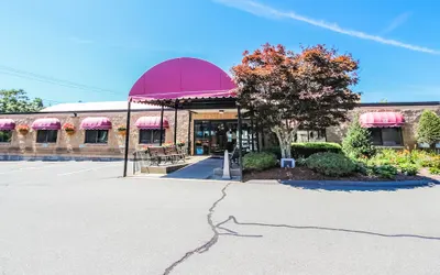 Holly Tree Resort