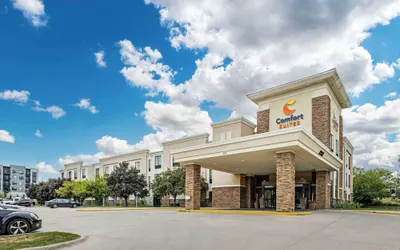 Comfort Suites East Lincoln - Mall Area