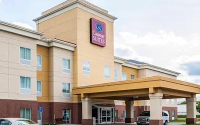 Comfort Suites near Indianapolis Airport