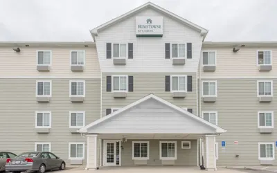 HomeTowne Studios by Red Roof Columbus