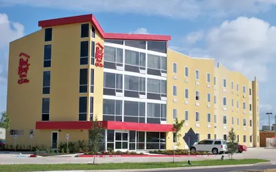 Red Roof Inn & Suites Beaumont