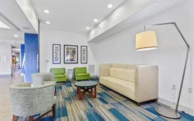 Holiday Inn Express Hotel & Suites Mount Airy by IHG