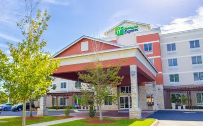 Holiday Inn Express & Suites Palm Bay, an IHG Hotel