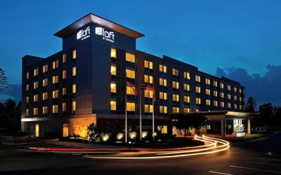 Aloft Charlotte Ballantyne