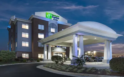 Holiday Inn Express Hotel & Suites Culpeper, an IHG Hotel