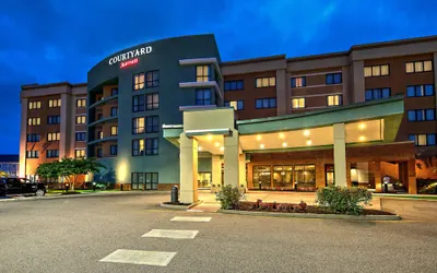 Courtyard by Marriott Newport News Airport