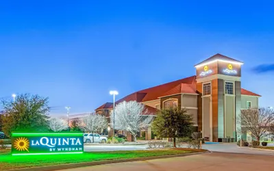 La Quinta Inn & Suites by Wyndham Eastland