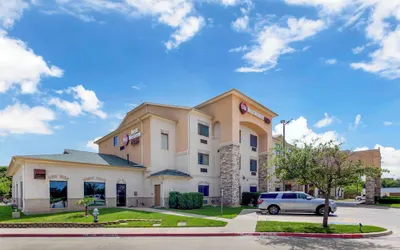 Best Western Plus Burleson Inn & Suites