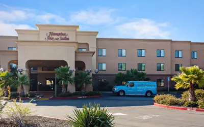 Hampton Inn & Suites Oakland Airport-Alameda