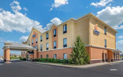 Comfort Inn & Suites Muncie