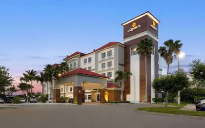 La Quinta Inn & Suites by Wyndham Ft. Pierce