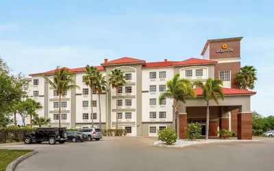 La Quinta Inn & Suites by Wyndham Ft. Pierce