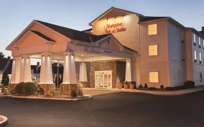 Hampton Inn & Suites Mystic