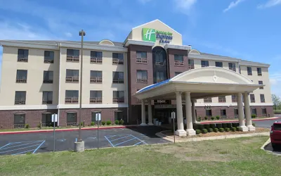 Holiday Inn Express Hotel & Suites Bartlesville by IHG