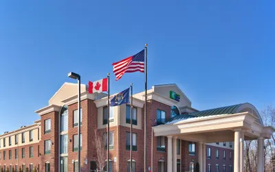 Holiday Inn Express Hotel & Suites Detroit-Novi by IHG