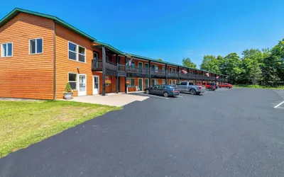 Quality Inn & Suites Munising