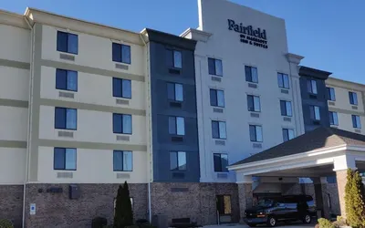 Fairfield Inn & Suites by Marriott Greensboro Coliseum Area