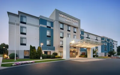 Springhill Suites Marriott Airport