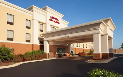 Hampton Inn & Suites Chicago/St. Charles