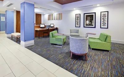 Holiday Inn Express & Suites Clovis-Fresno Area by IHG