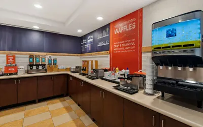 Hampton Inn & Suites Fort Belvoir Alexandria South